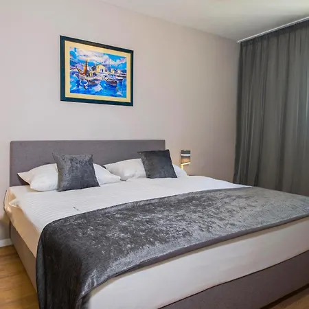 Gorgeous In With House Sea View Holiday home Koromacno
