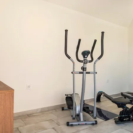 Gorgeous In With House Sea View Holiday home *