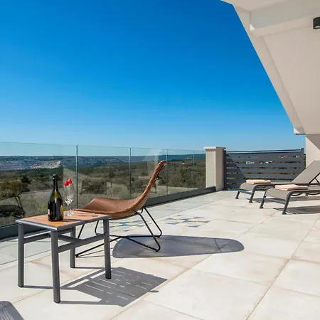 Holiday home Gorgeous In With House Sea View