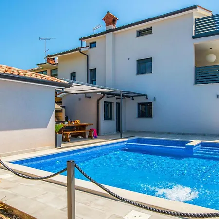 Gorgeous In With House Sea View Holiday home Koromacno
