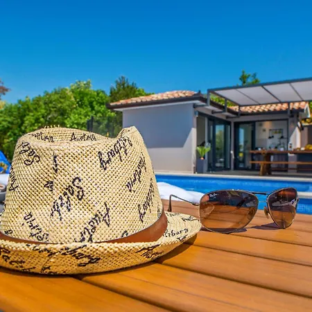 Gorgeous In With House Sea View * Koromacno